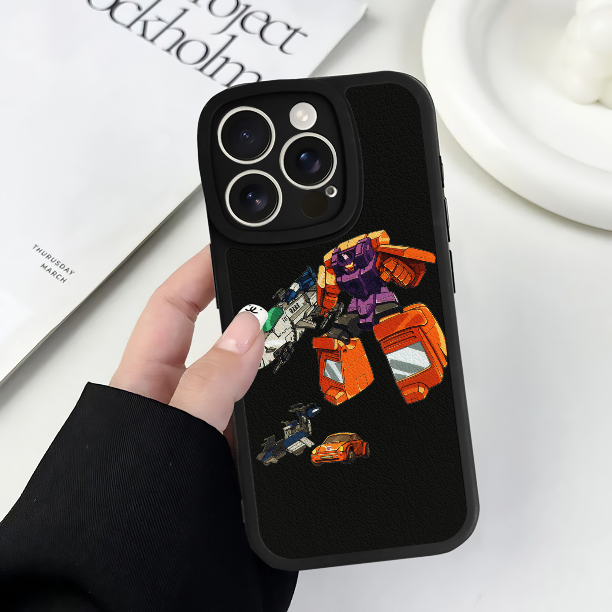 （画像用）  【iPhone 16シリーズ対応】シリコンスマホケース（レザー調） 材質：シリコン